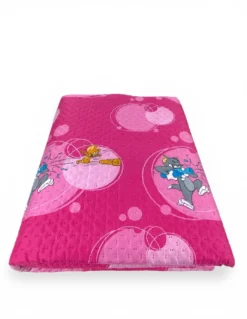 Copriletto Singolo Bambini 170x250 Tom and Jerry Rosa “TJ Bottle” – Trapuntino Leggero 80 g/m² in Microfibra, Made in Italy