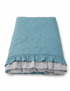 Copriletto Trapuntato Matrimoniale con Volant Azzurro Polvere/Grigio in Microfibra 250x250 cm