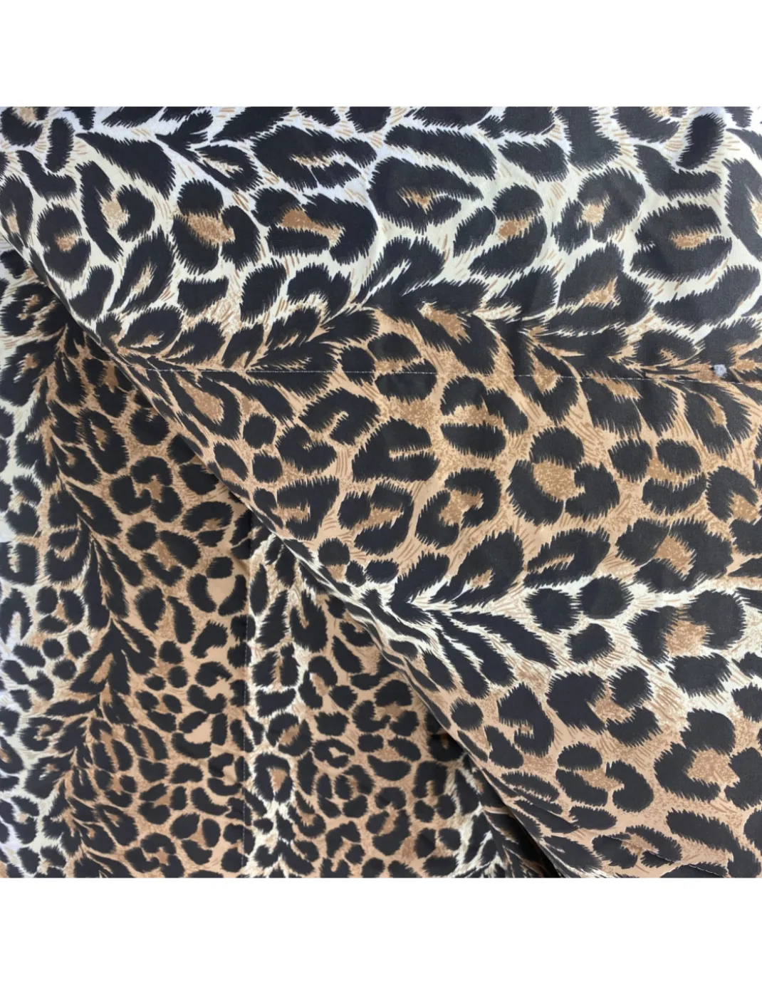 Trapunta Leopardata Invernale 300 gr/mq, Fantasia Animalier, Morbida e Calda, Anallergica e Made in Italy